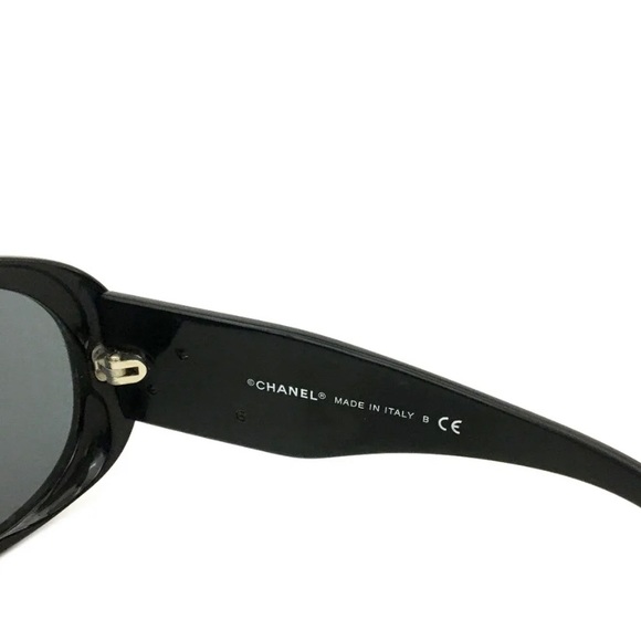 Chanel camellia CC logo sunglasses with case - Picture 4 of 9